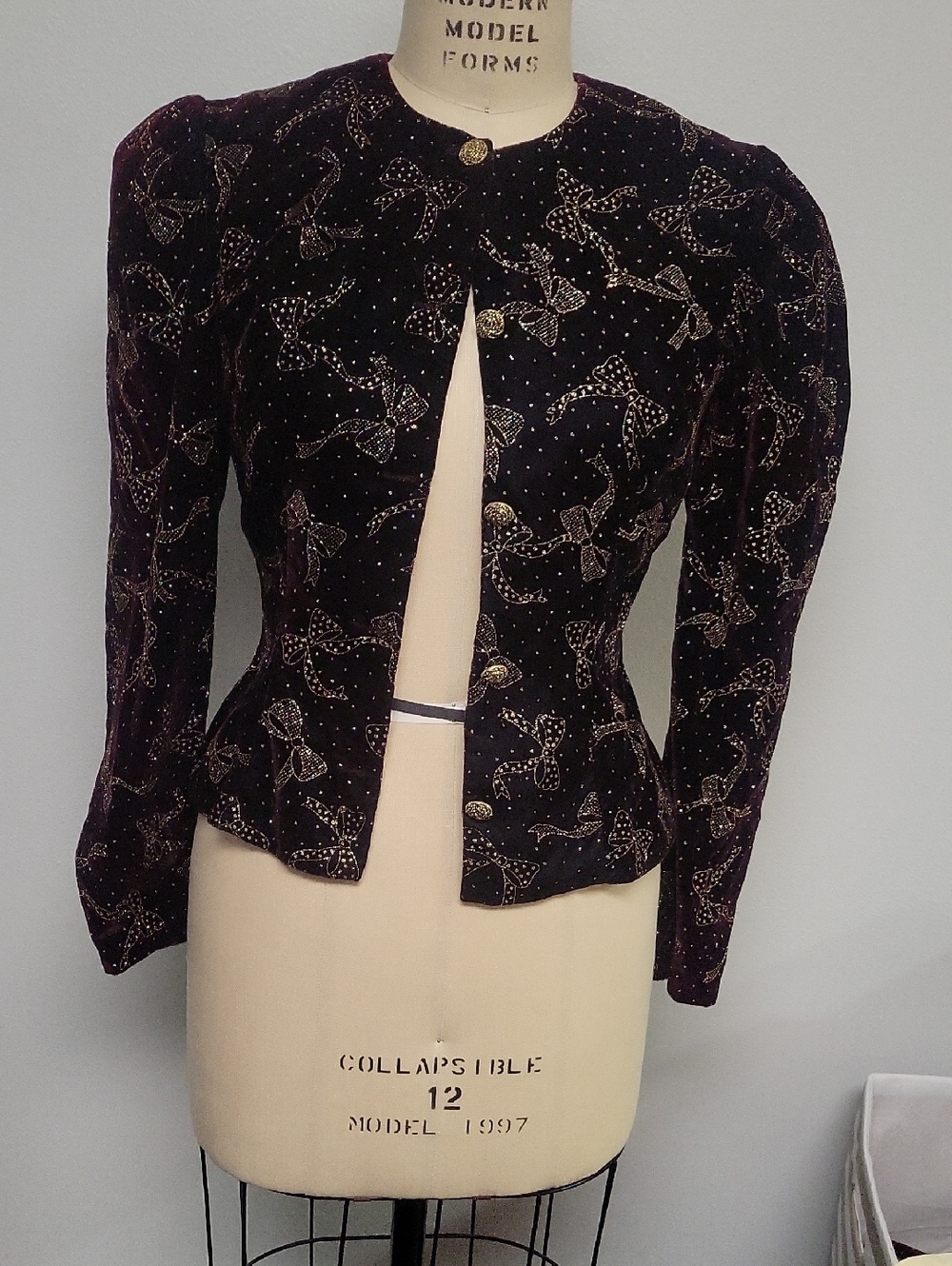 Scott McClintock Deep Plum Velvet Bow-Print Blazer